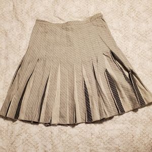 Club Monaco Grey Pleated Wool Skirt